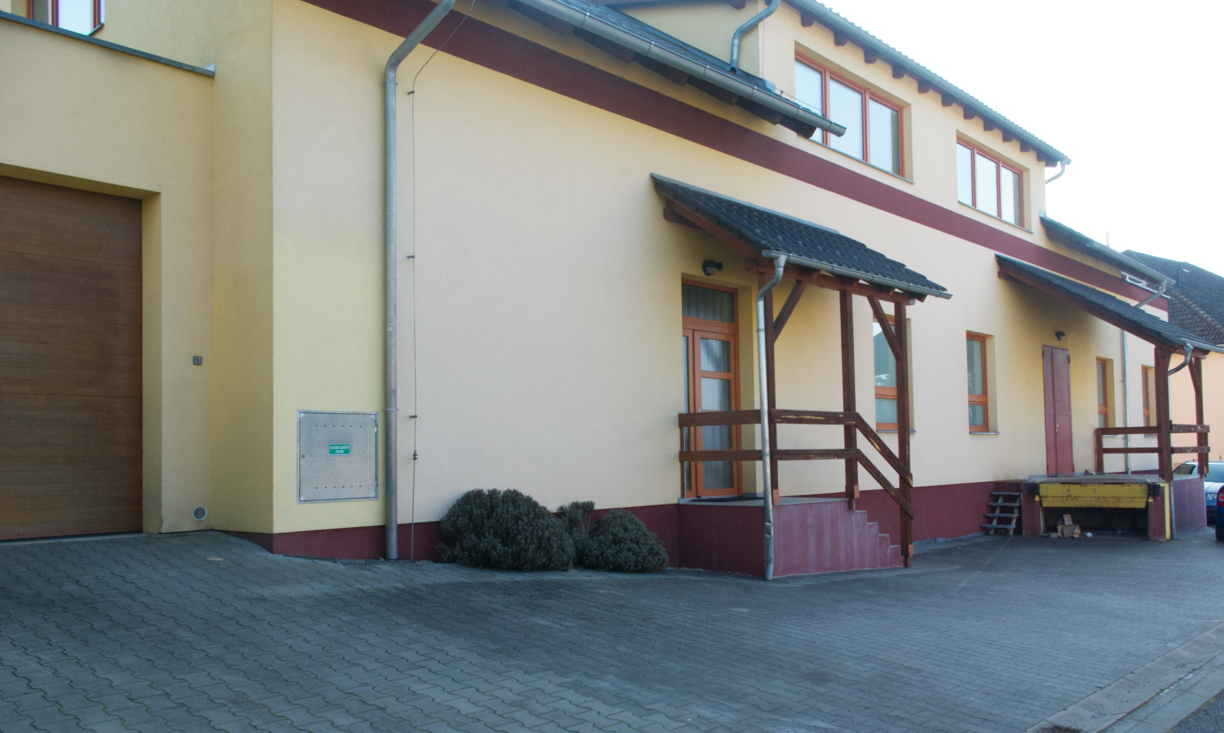 Pronájem komerčních prostor v Kostelci u Zlína - 6
